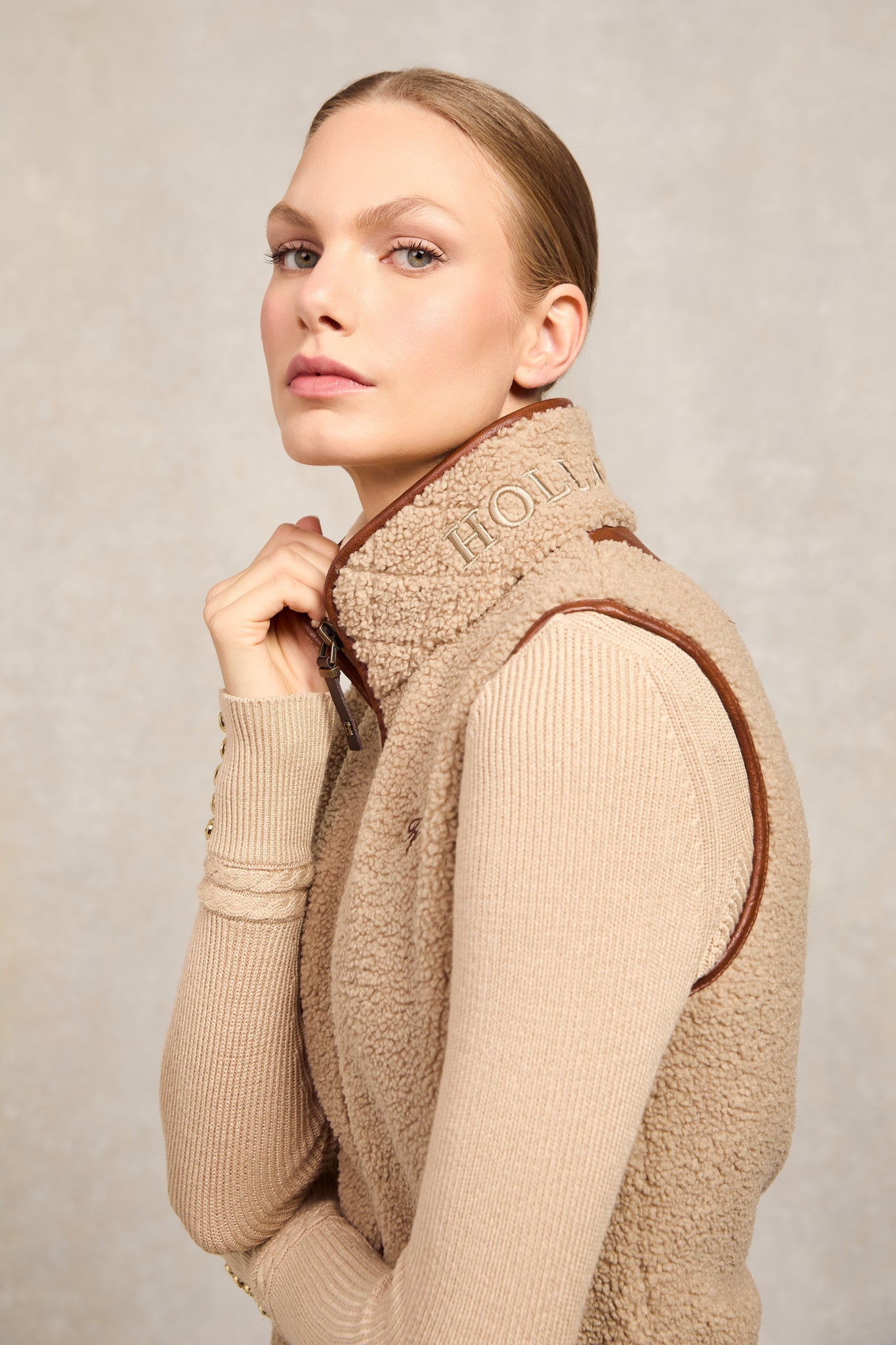 Country Fleece Gilet (Natural Borg)