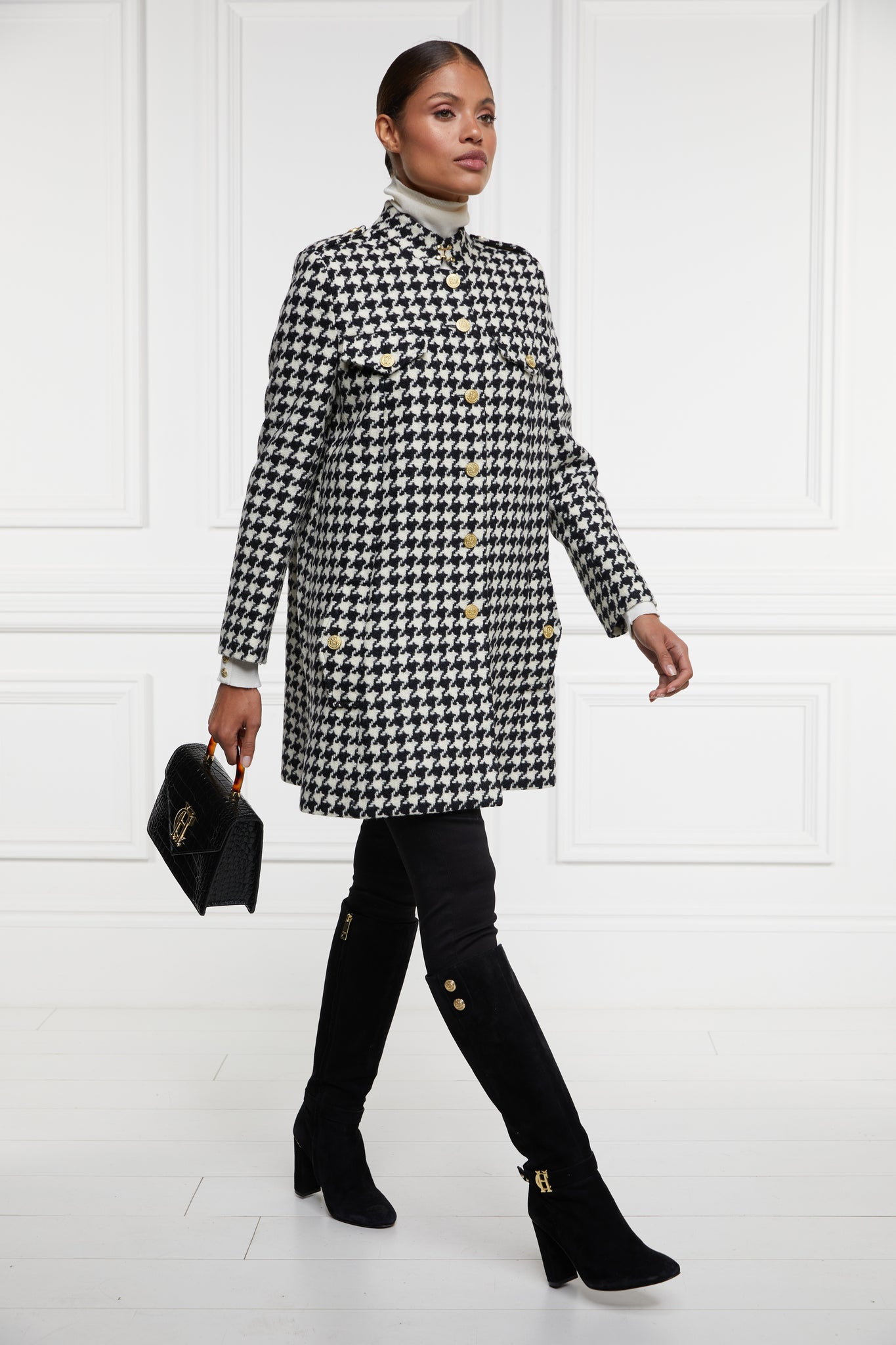 Highbury Cape Coat (Large Scale Houndstooth)