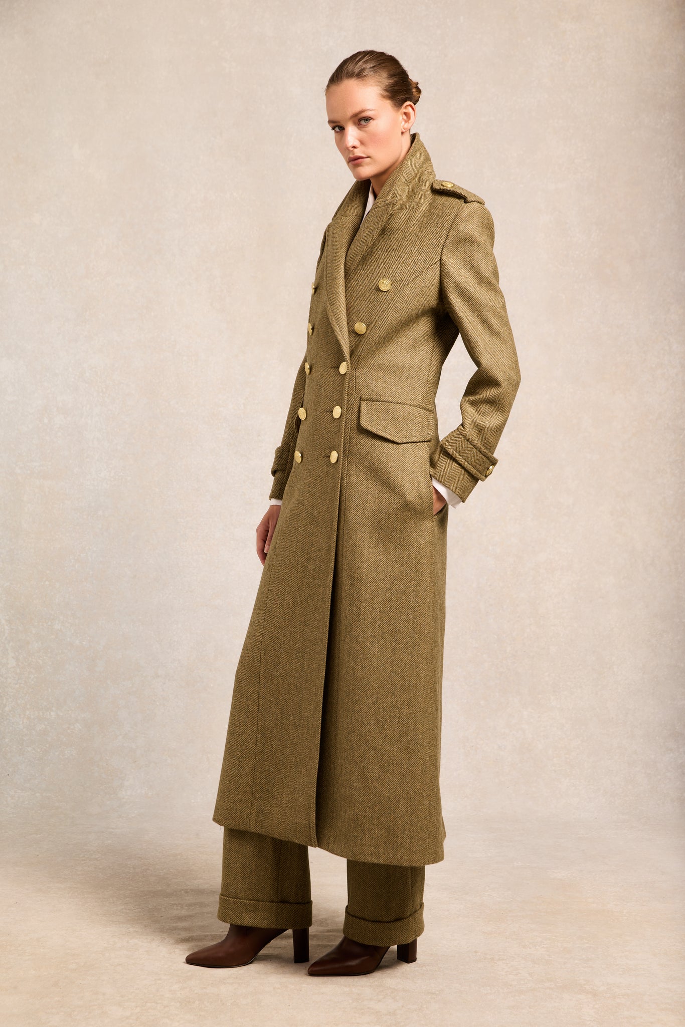 The Great Coat (Moss Herringbone)