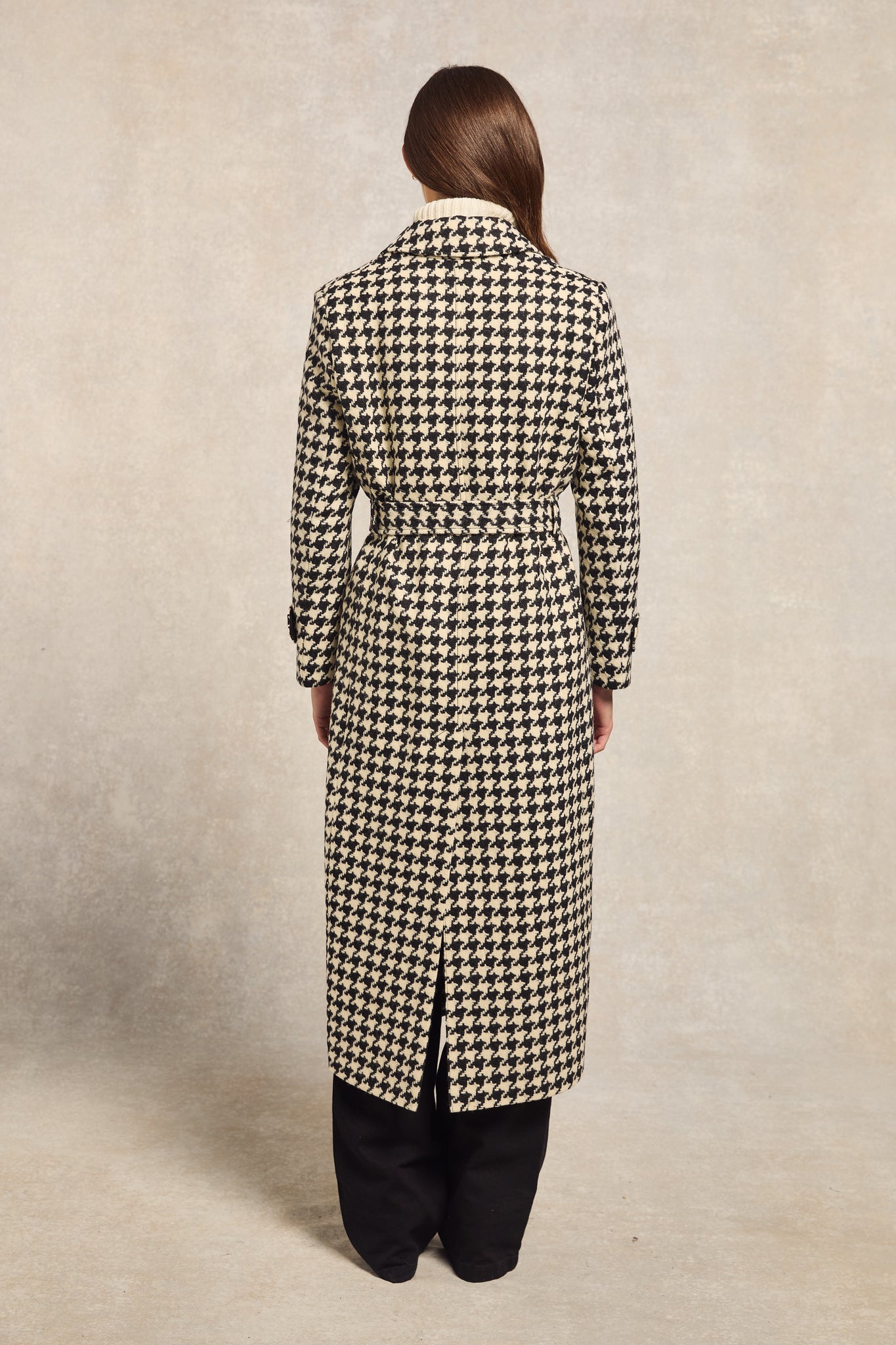 Wrap Coat (Large Scale Houndstooth)