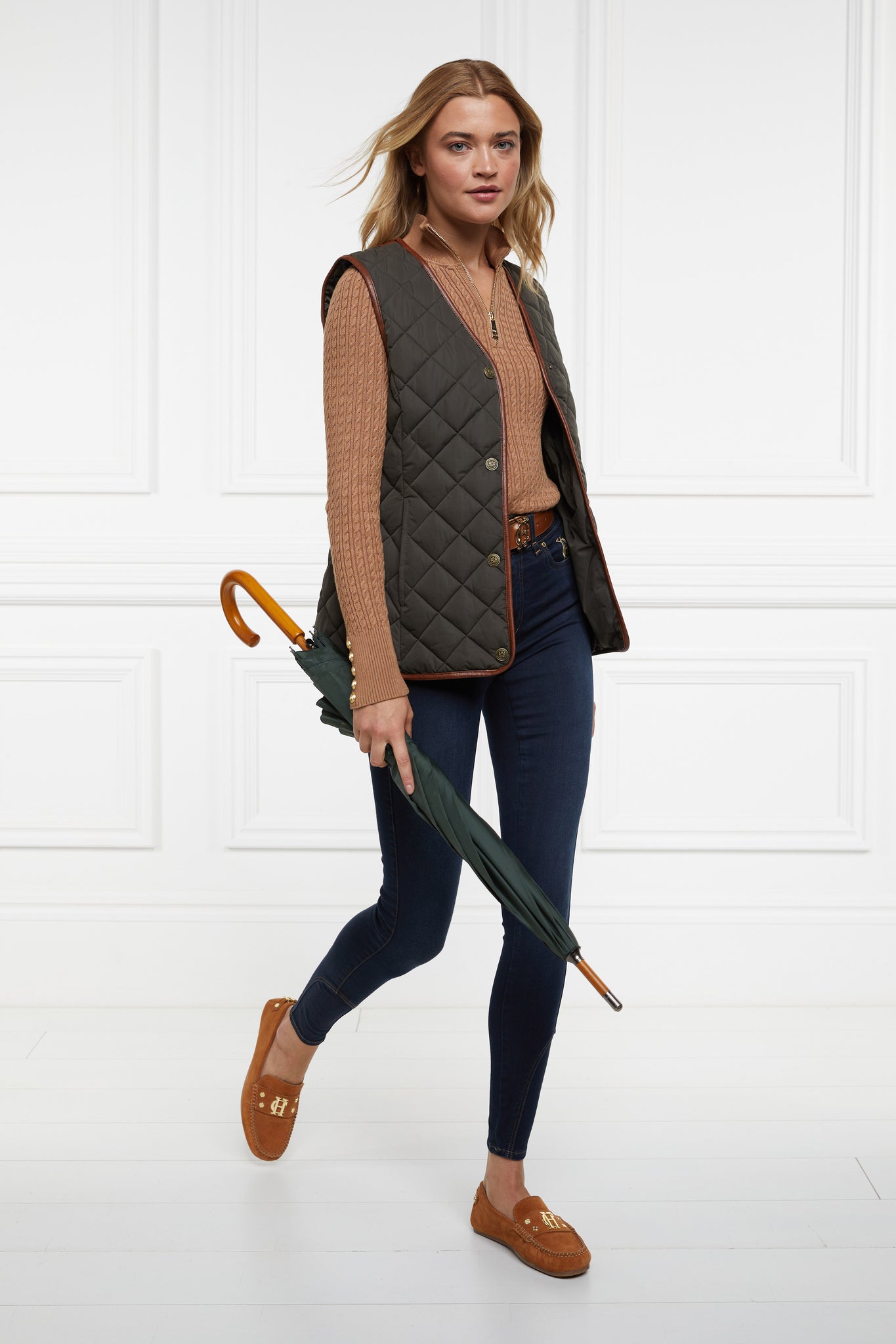 Adlestrop Gilet (Dark Olive)