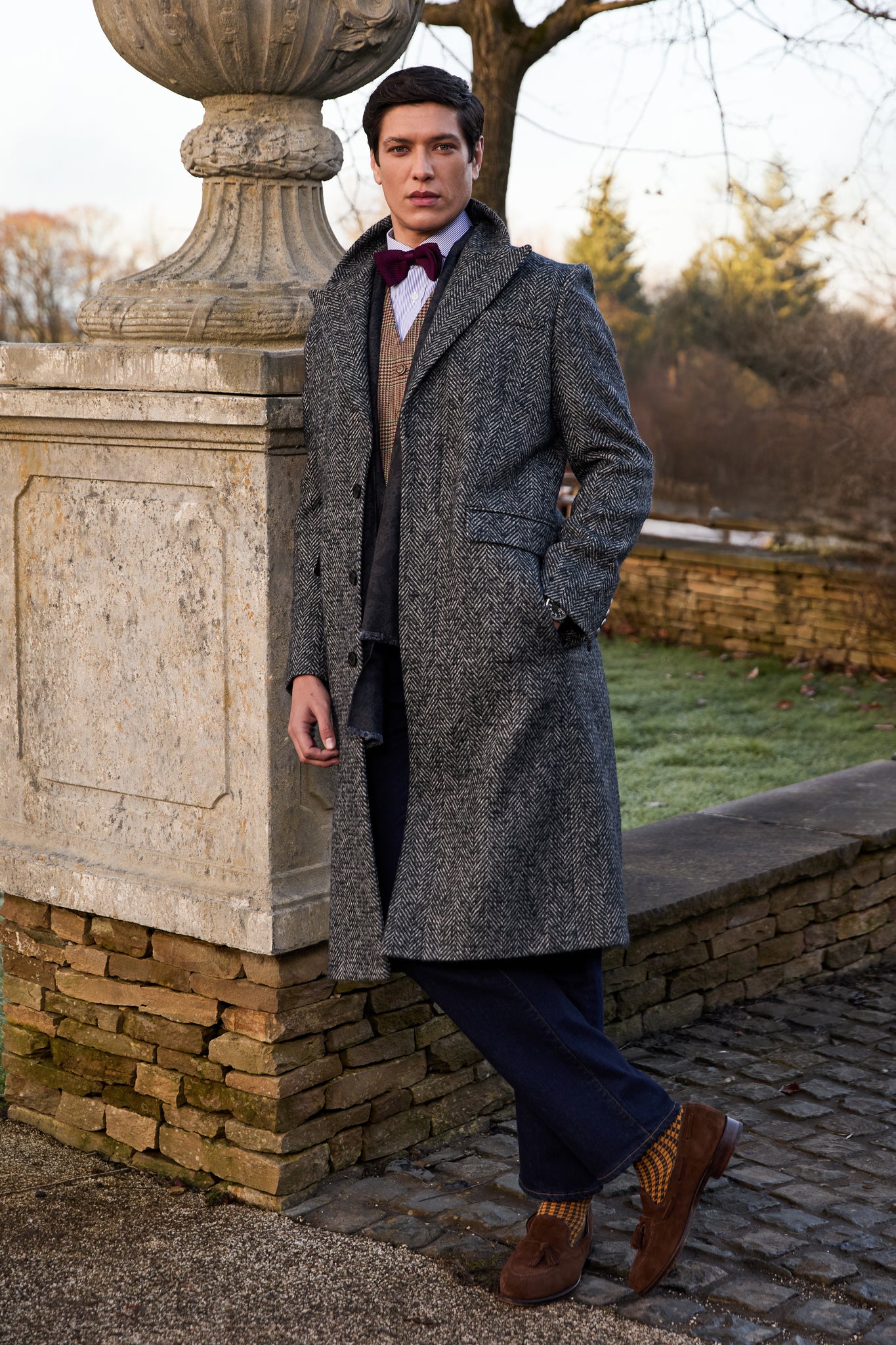 The Fairford Coat (Ebony Herringbone)