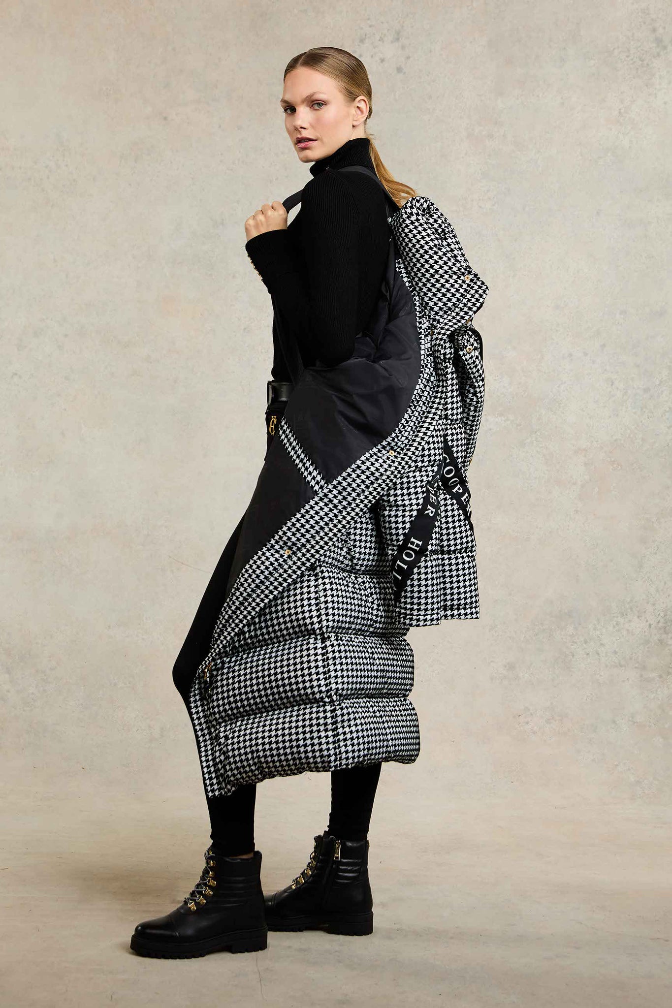 Camden Longline Coat (Houndstooth)