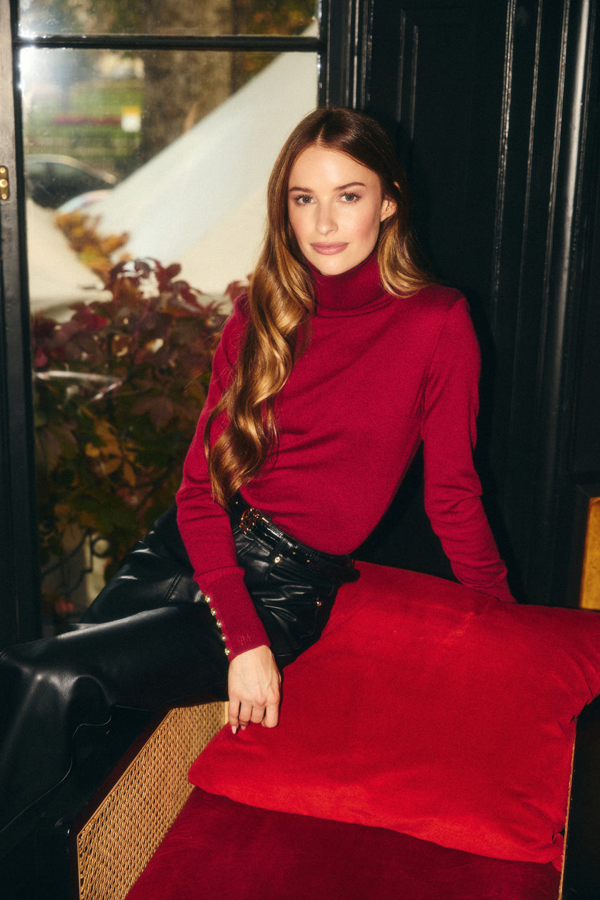 Victoria Cashmere Roll Neck (Berry)