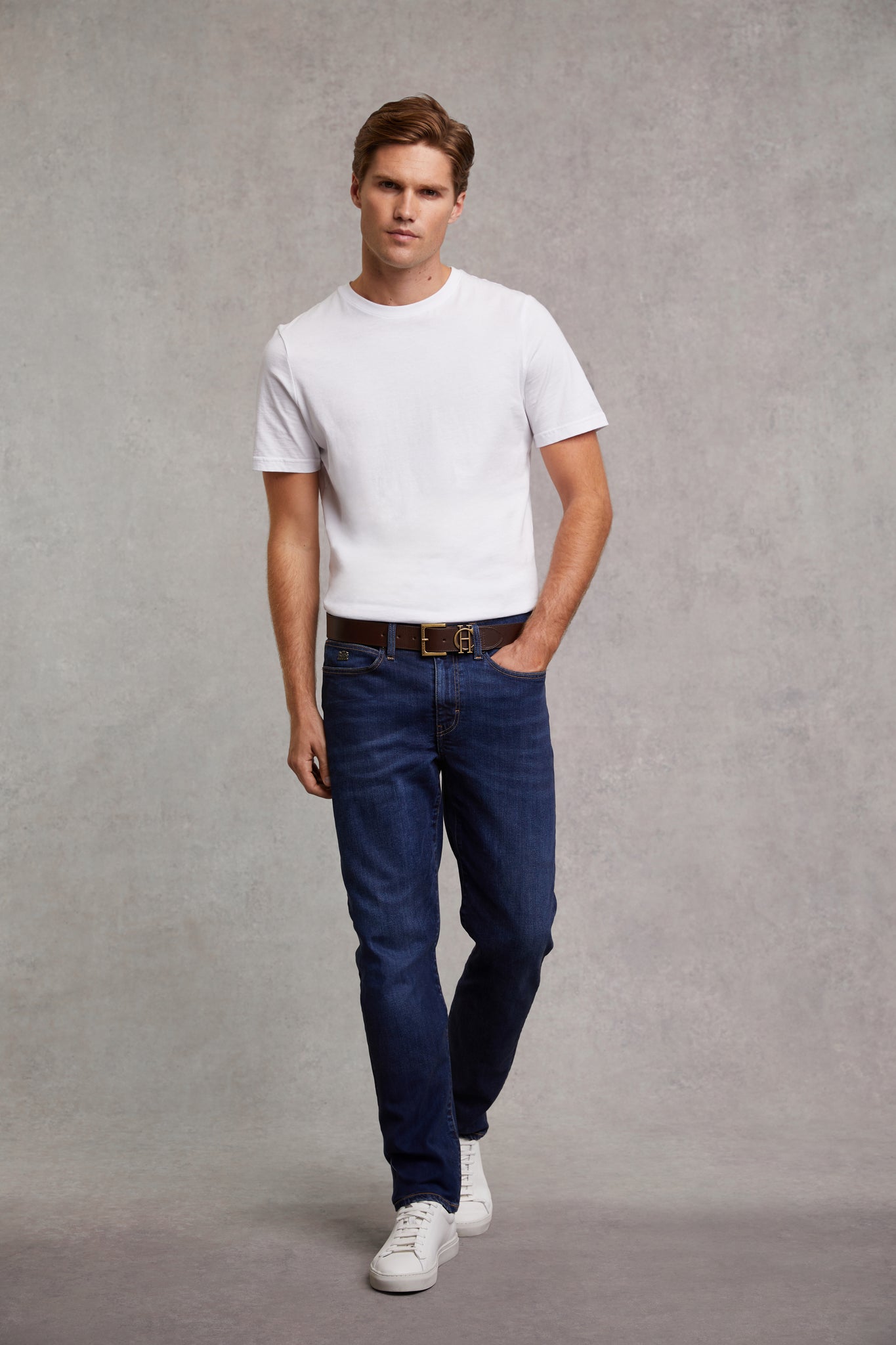 Classic Straight Jean (Washed Indigo)