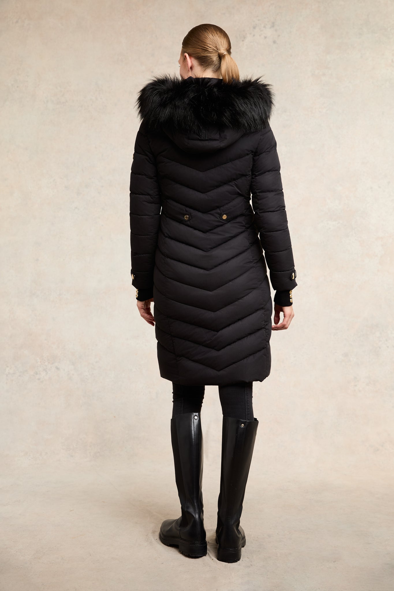 Chamonix Coat (Black)