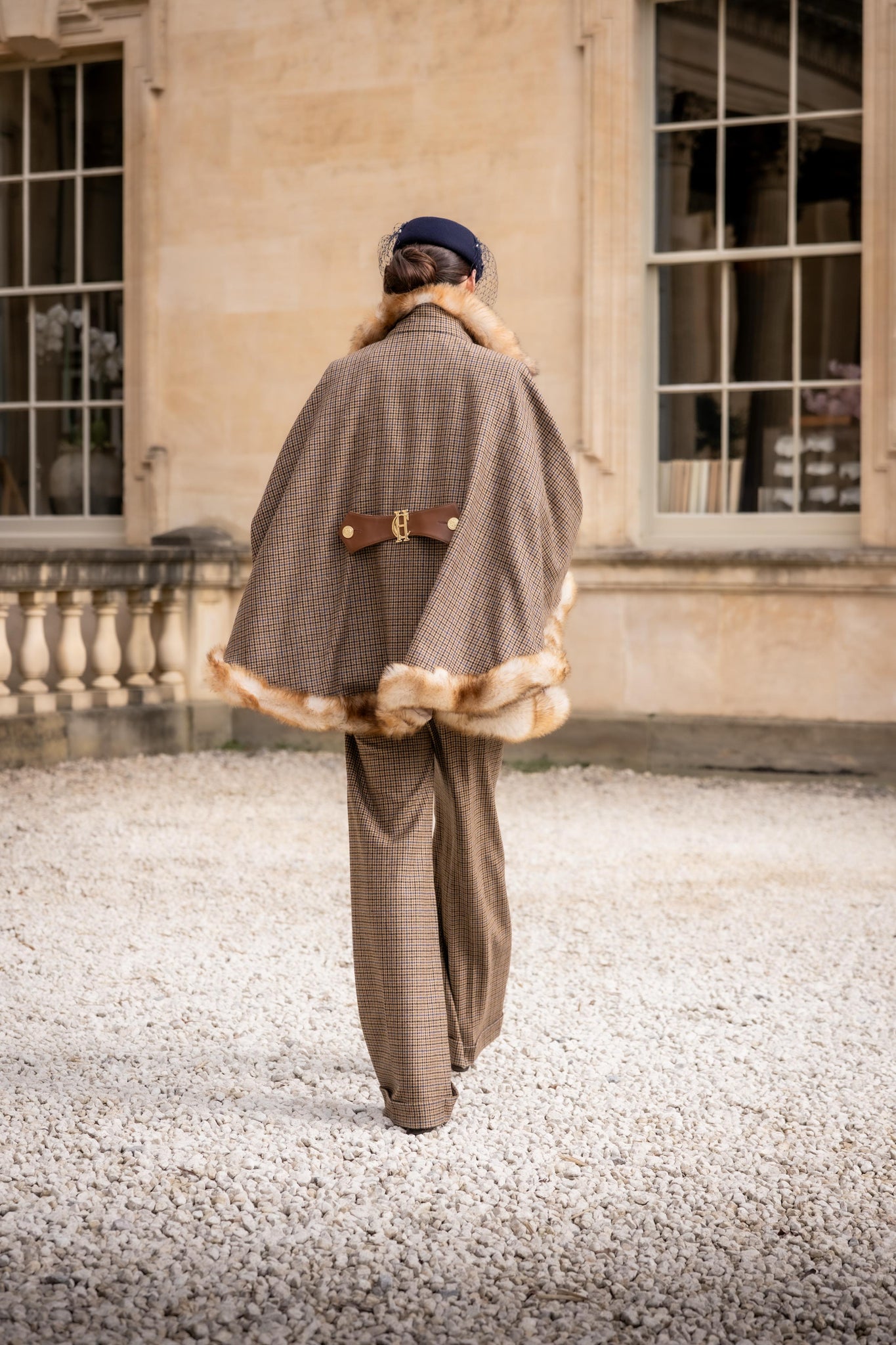 Gold Label Chiltern Cape (Abbot Check Tweed)