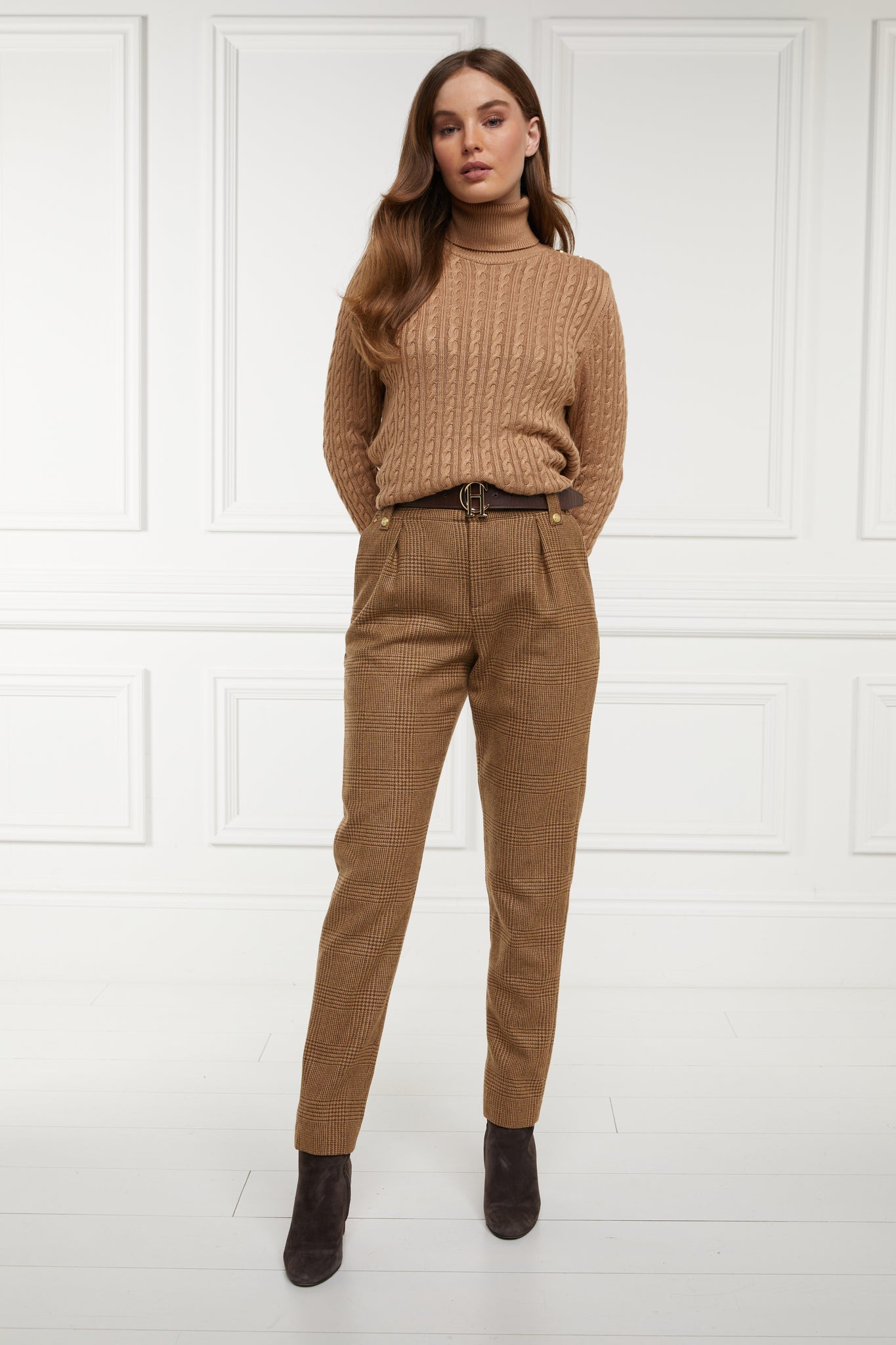 High Waisted Peg Trouser (Tawny)