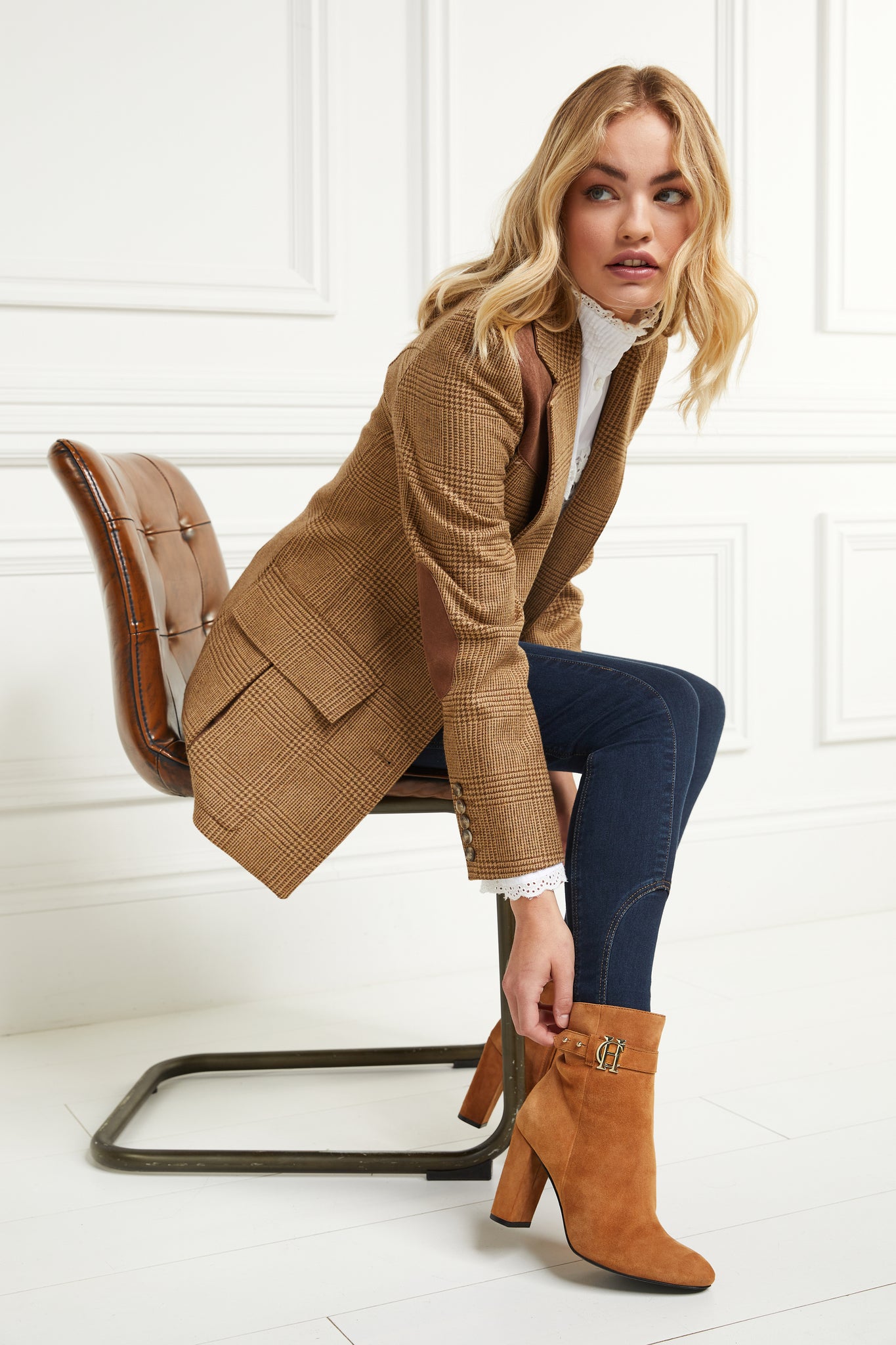 Mayfair Suede Ankle Boot (Tan)