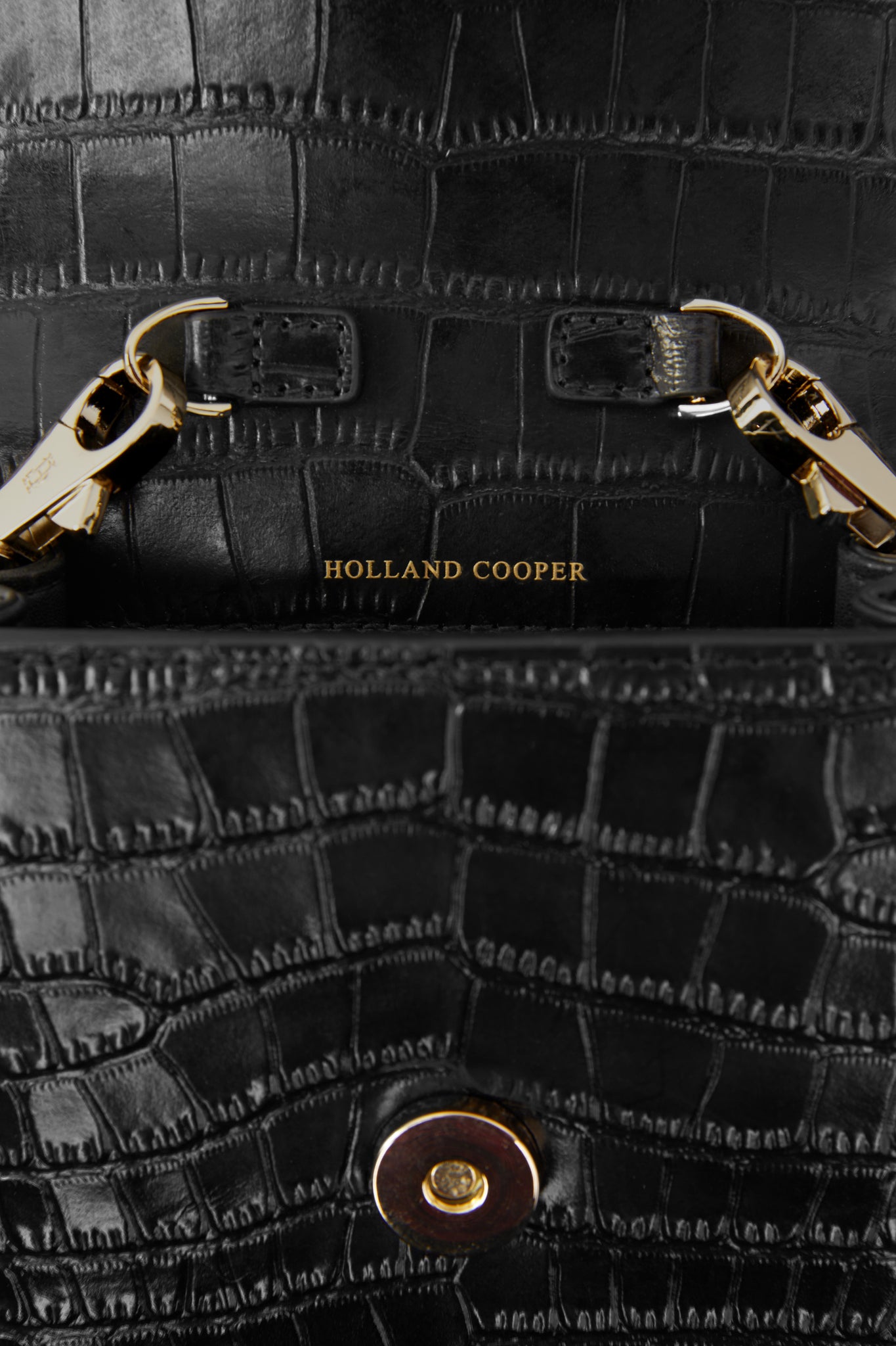 Knightsbridge Phone Pouch (Black Croc)