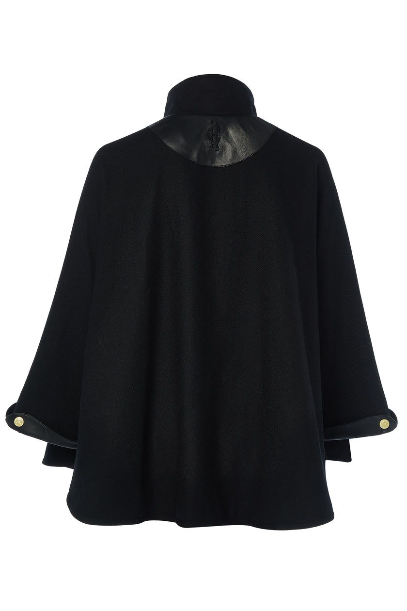 The Classic Cape (Black)